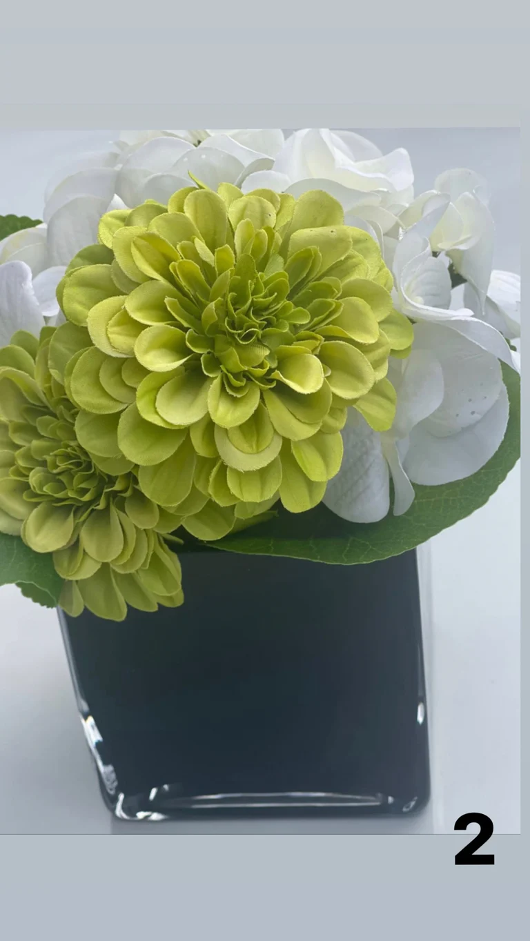 New / mini table top arrangements